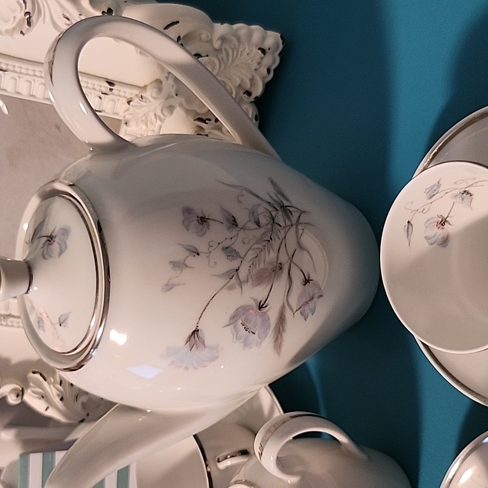 Vintage 4 Piece Setting Tea Set Porcelain Made In Mexico - Picture 2 of 11